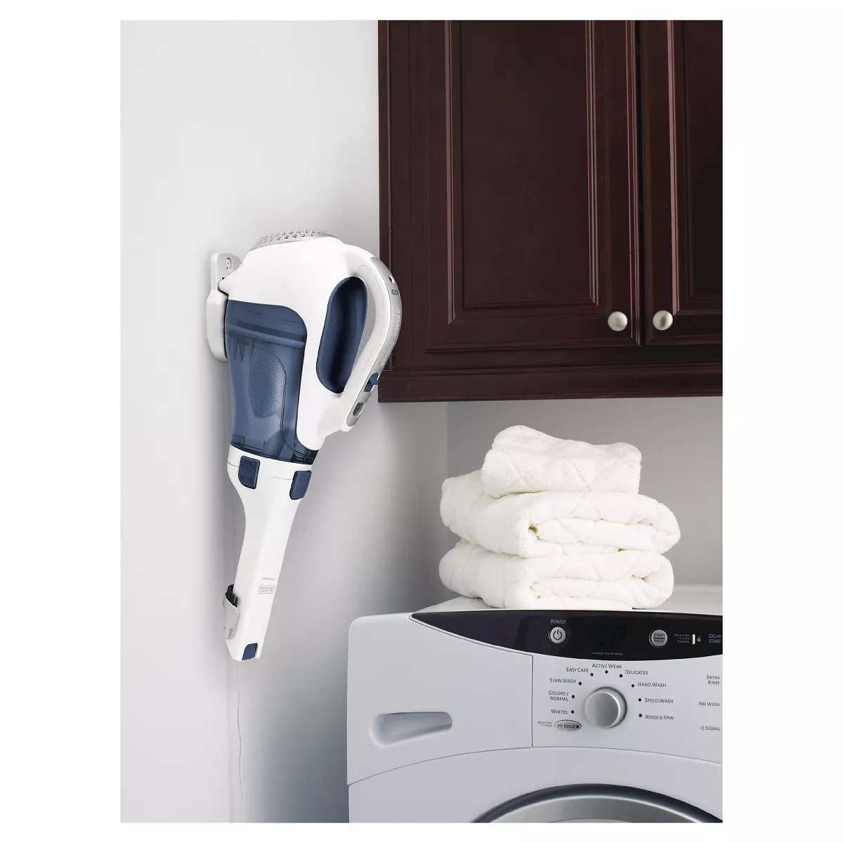 BLACK+DECKER Lithium Handheld Vacuum - Midnight Blue HHVI325JR22