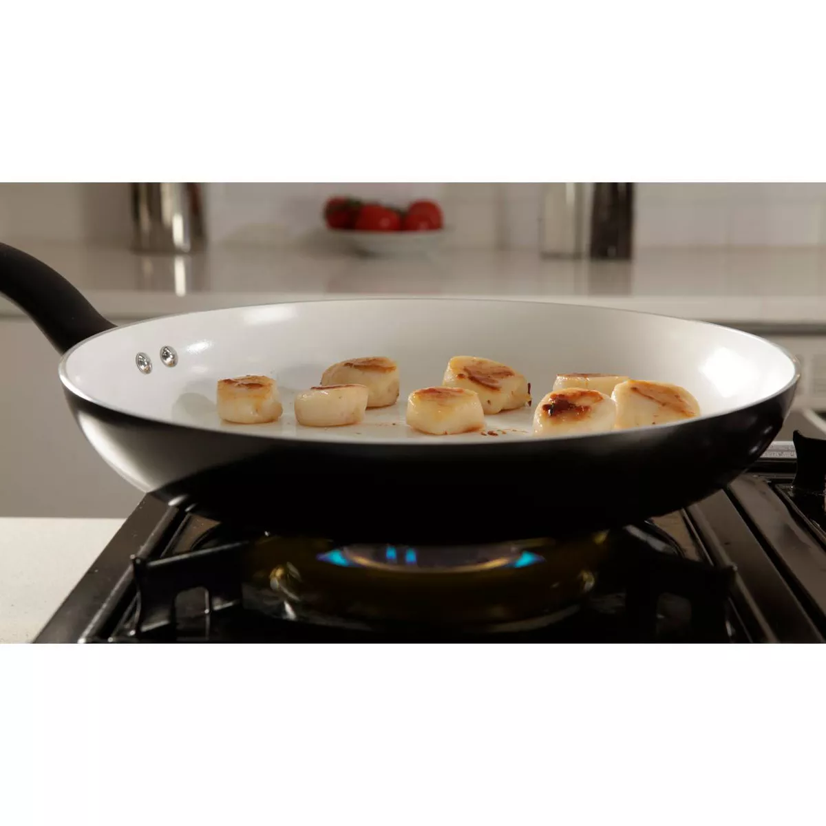 T-fal Initiatives Ceramic C92107 PTFE-free PFOA-free Dishwasher Safe Cookware 11.5 Fry Pan Black