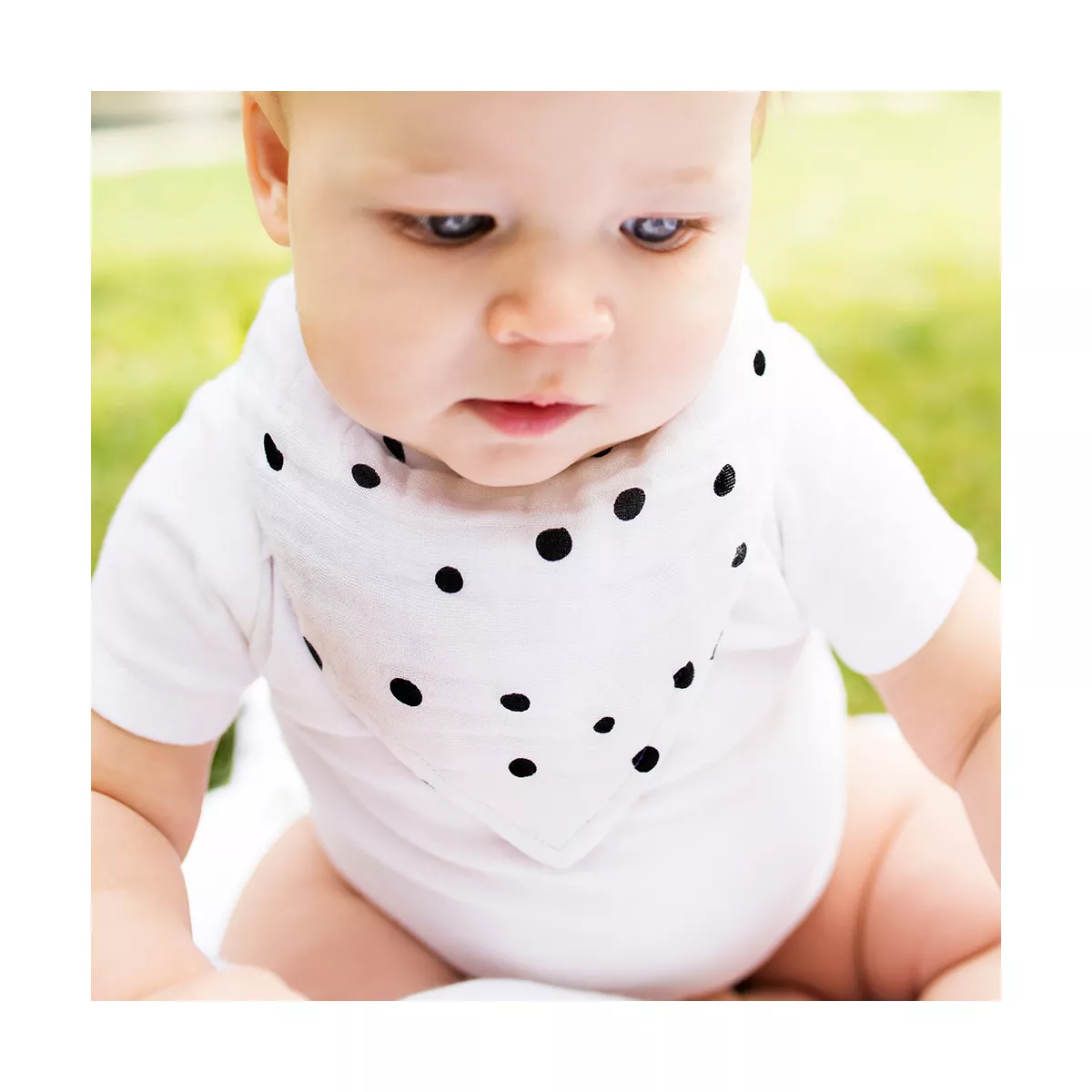 Bebe au Lait Muslin Bandana Bib - Dottie