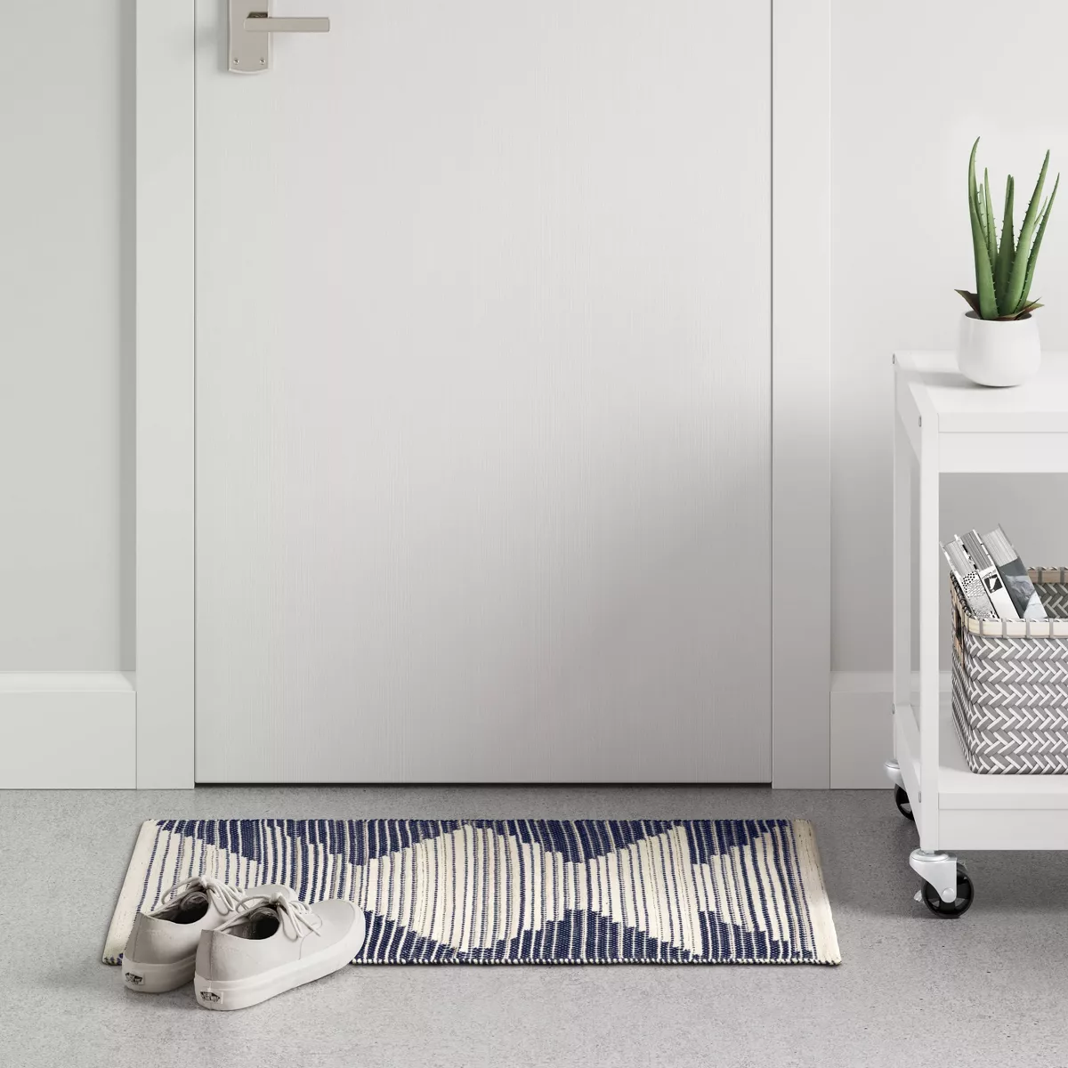 1'8"x2'10" Damask Woven Accent Rug Navy/Off White - Room Essentials™
