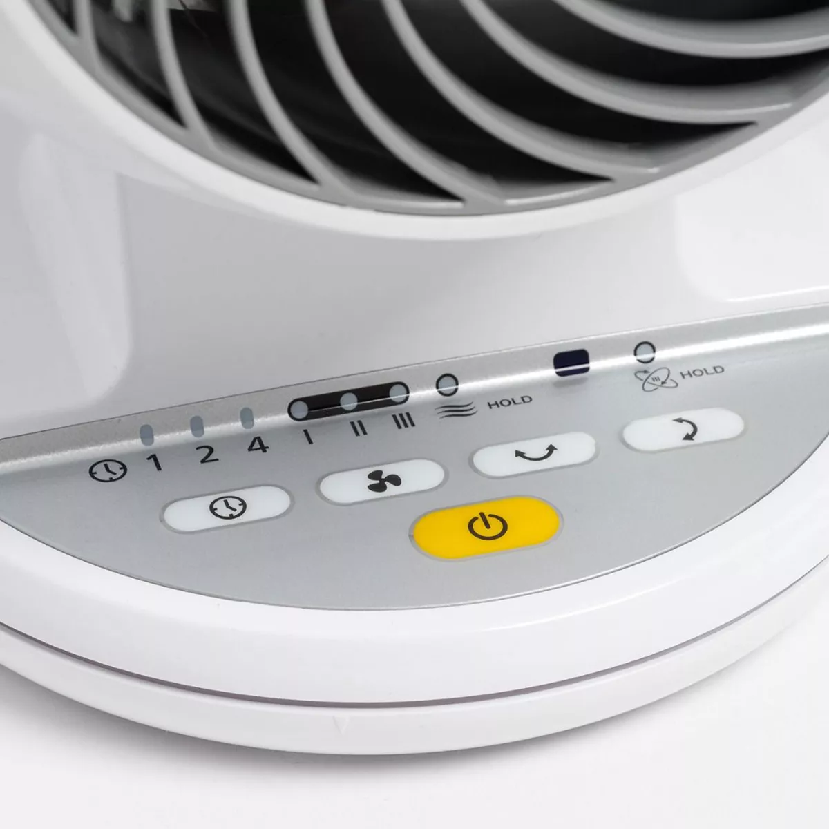IRIS USA Woozoo Remote Controlled Desktop Portable Small Oscillating Circulating Fan Fits Desk, Office, End Table, or Bedroom, White