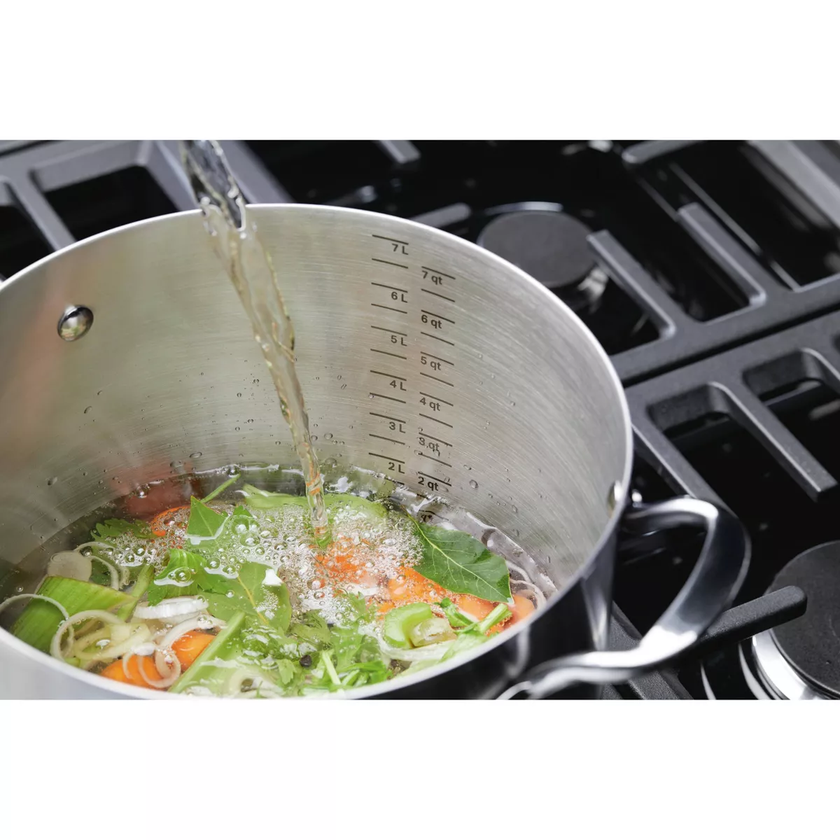 KitchenAid 3-Ply Base Stainless Steel 8qt Stockpot with Lid