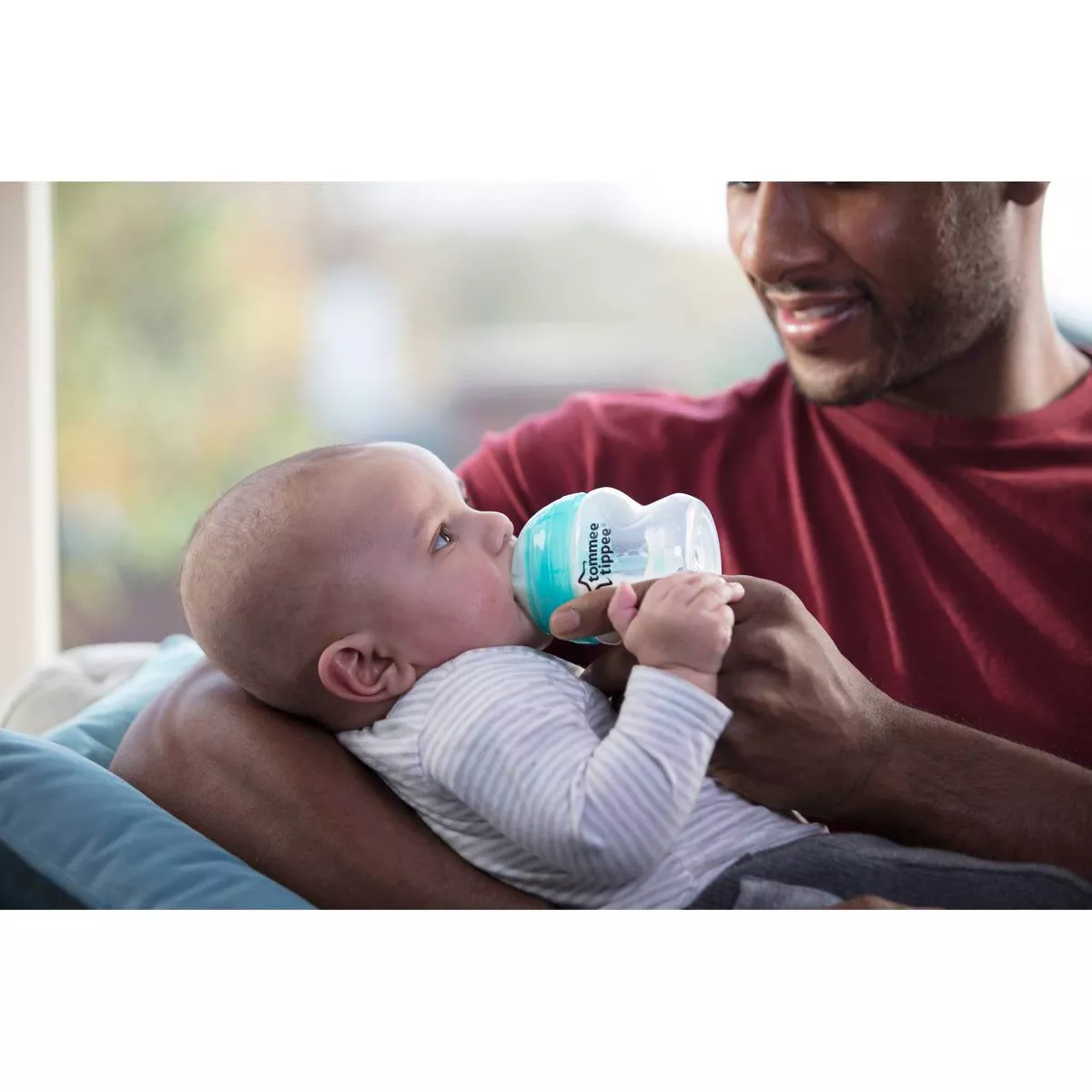 Tommee Tippee Advanced Anti-Colic Baby Bottle with Newborn Pacifier - 0-2 Months - 5oz