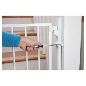 Safety 1st Ready to Install Gate - White