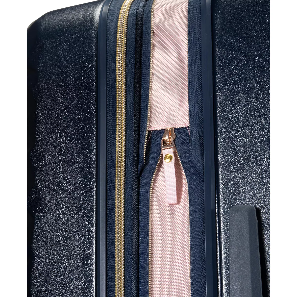 Ricardo Beverly Hills Indio Medium Check-In