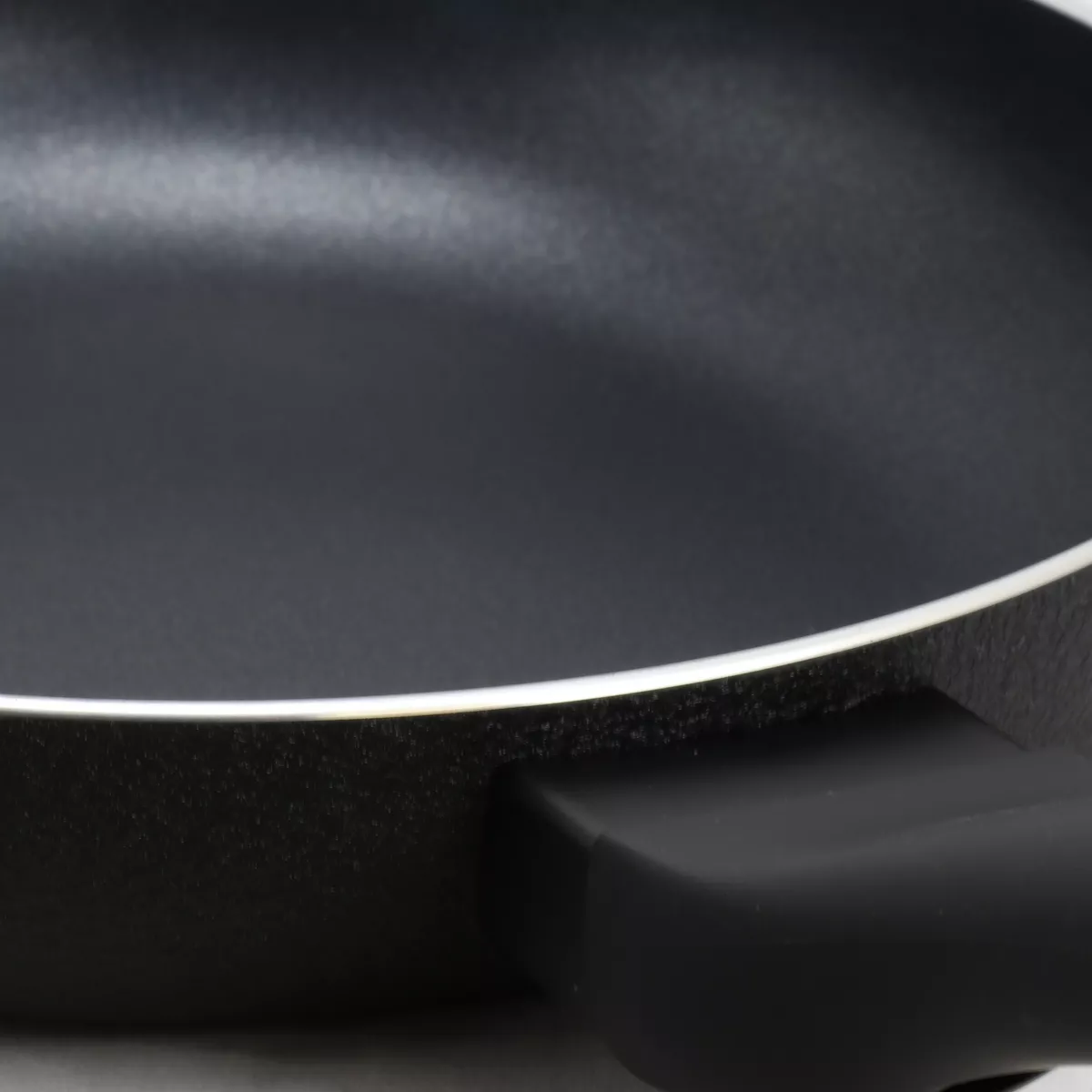 Oster Ashford 9.5 inch Aluminum Frying Pan in Black