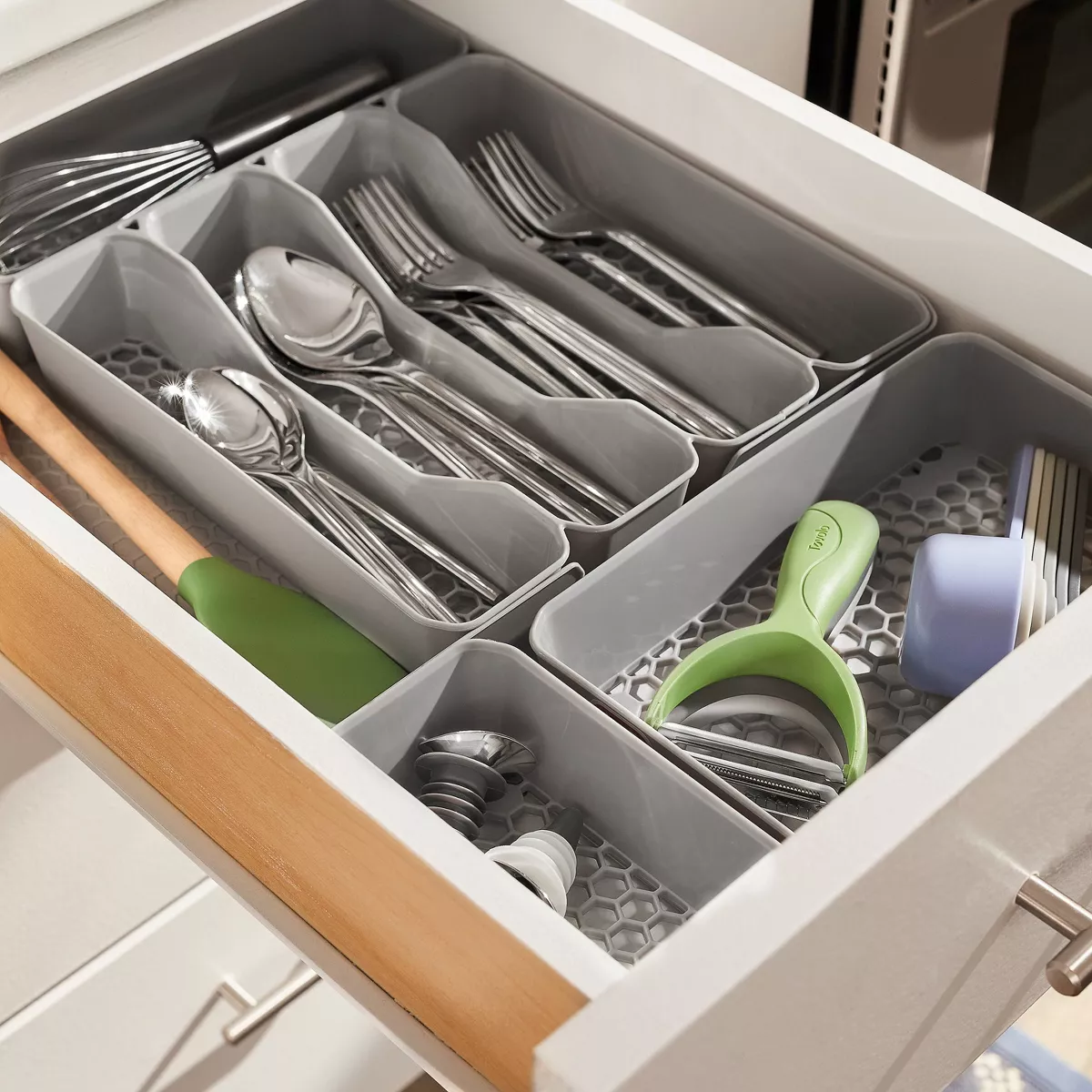 10"x13" Hexa 5-Divider Expandable Silverware Tray (Expands up to 16.75") Gray - Spectrum Diversified