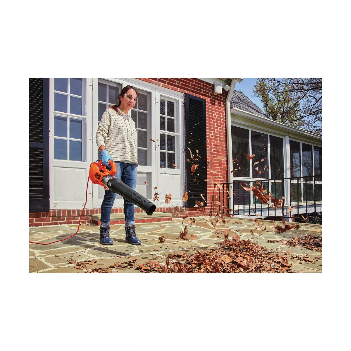 Black & Decker BEBL750 9 Amp Electric Axial Leaf Blower