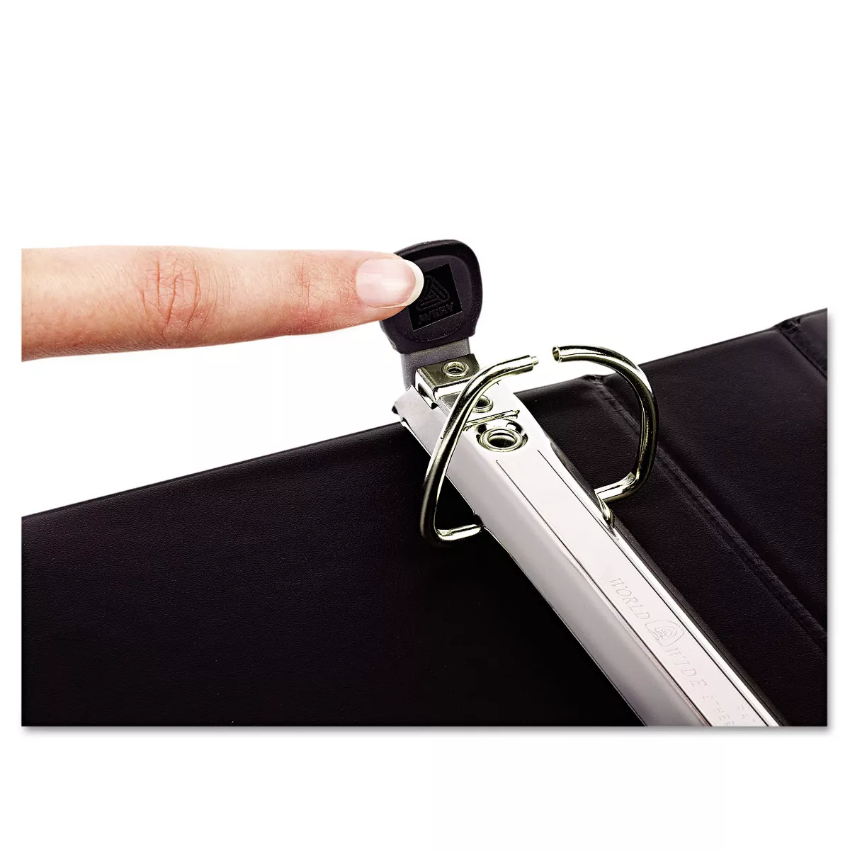 Avery Framed View Heavy-Duty Binder w/Locking 1-Touch EZD Rings 1" Cap Black 68054