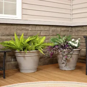 Sunnydaze Franklin Polyresin Outdoor/Indoor Unbreakable UV-Resistant Flower Pot Planter - 20