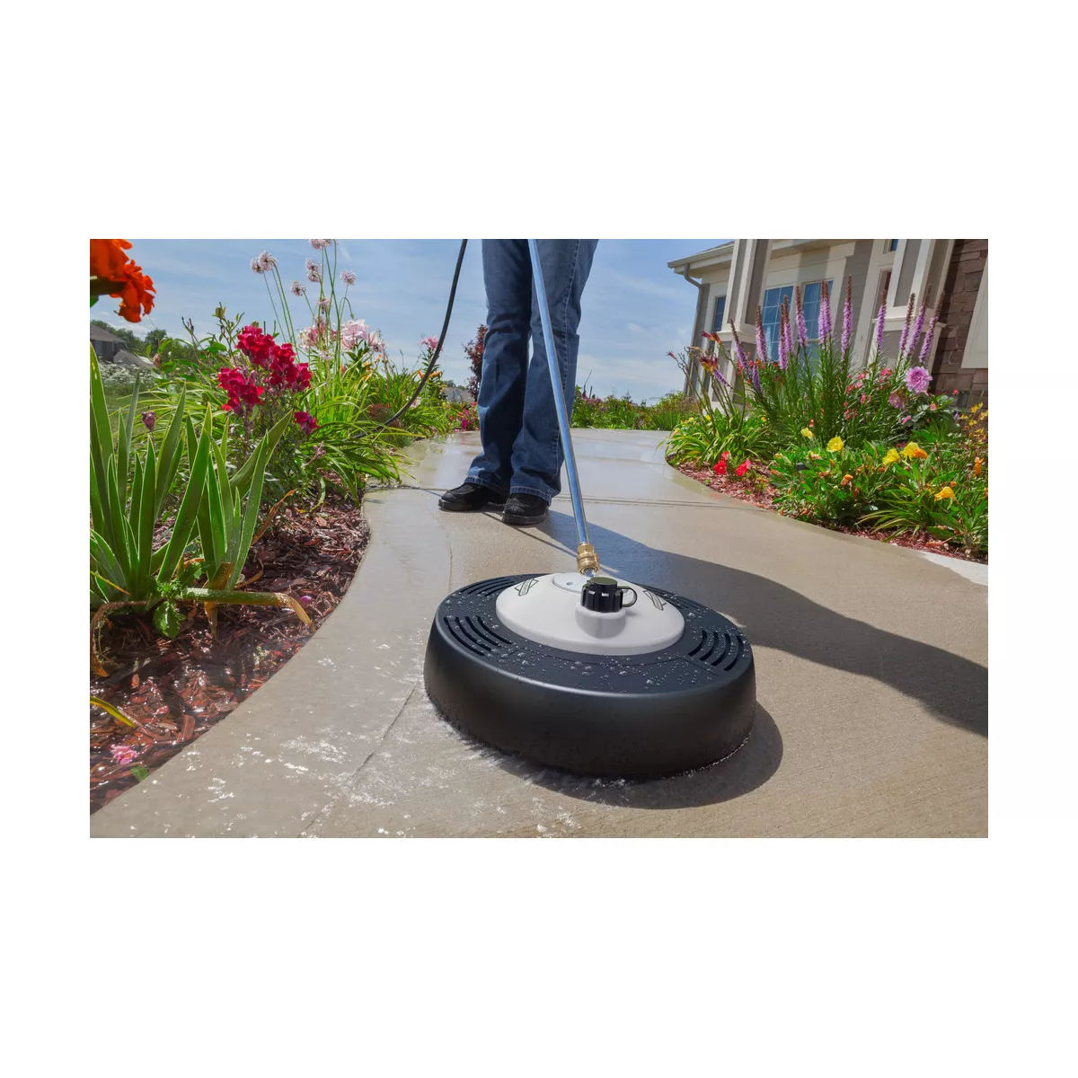 Briggs & Stratton 6338 16 in. Rotating Surface Cleaner with Built-In Detergent Tank