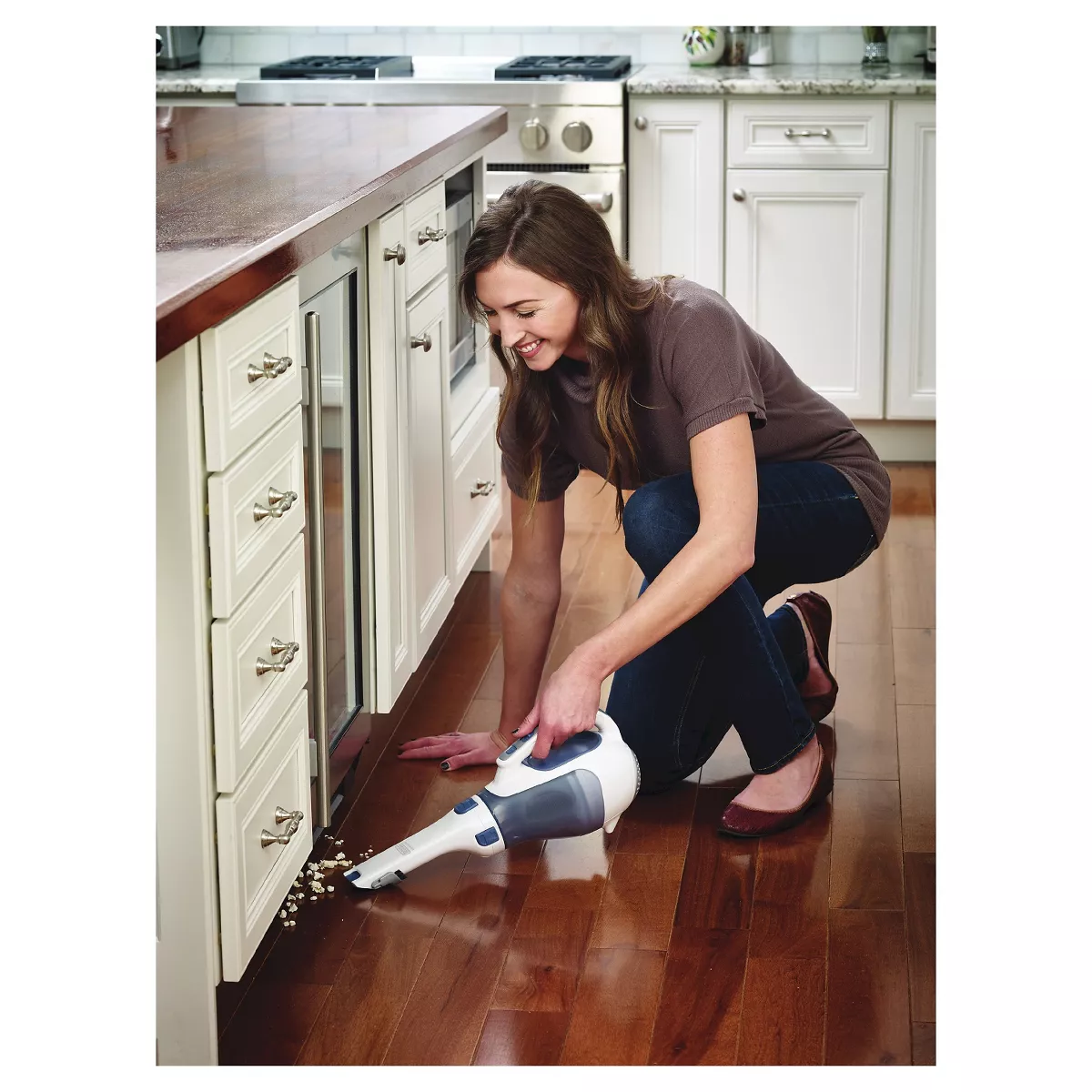 BLACK+DECKER Lithium Handheld Vacuum - Midnight Blue HHVI325JR22