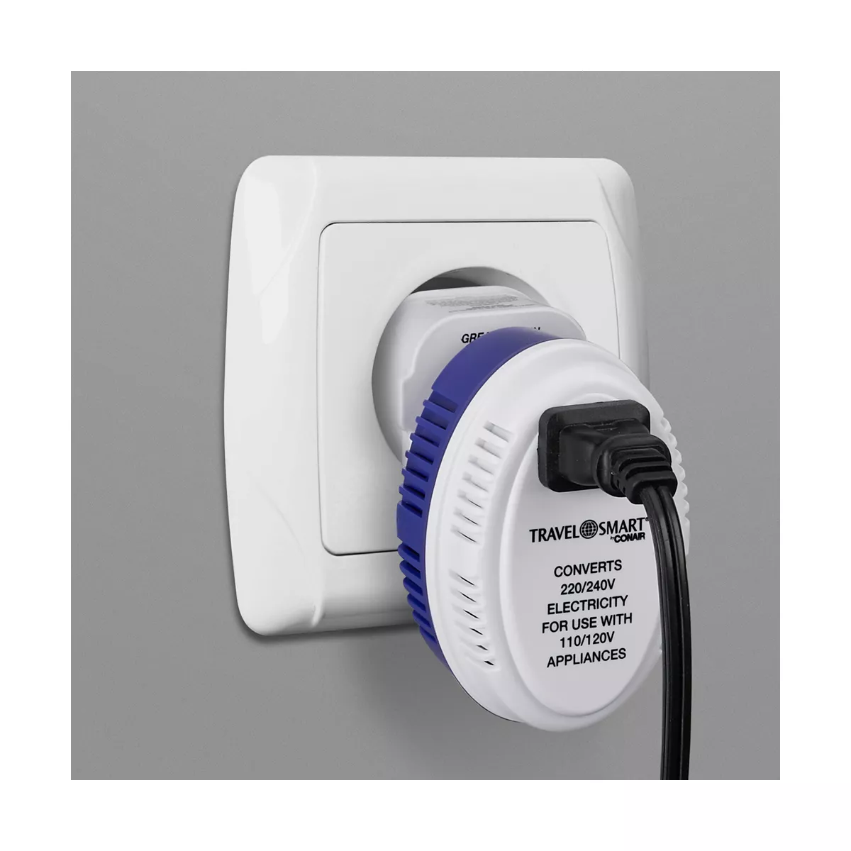 Travel Smart by Conair Converter Adapter Set
