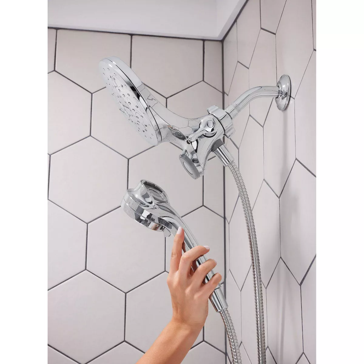 Magnetix Engage Rainshower & Handheld Combo Showerhead - Moen