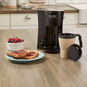 BLACK+DECKER Personal Coffee Maker with Travel Mug - Black DCM18
