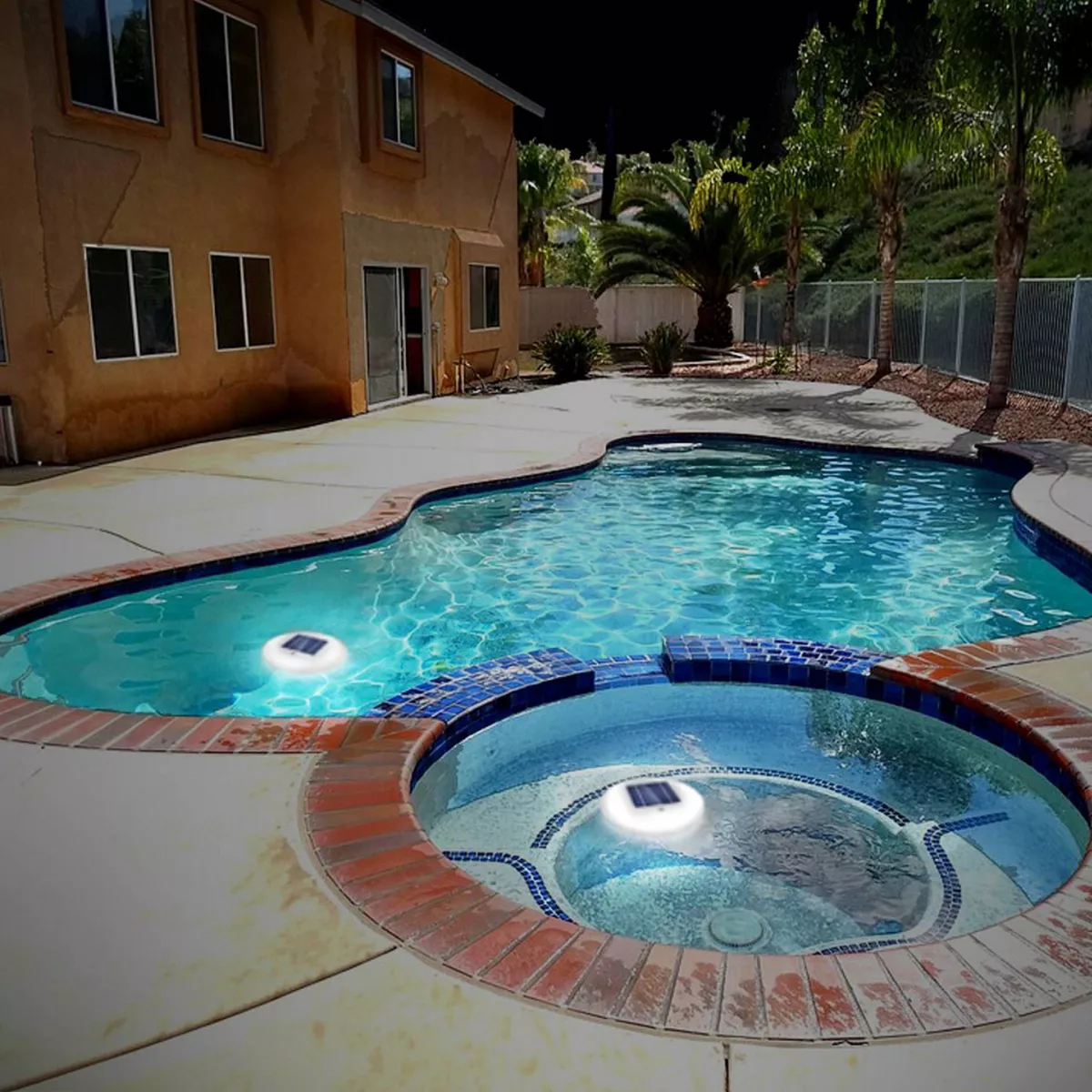 Solar LED Outdoor Pool Lights White - Techko