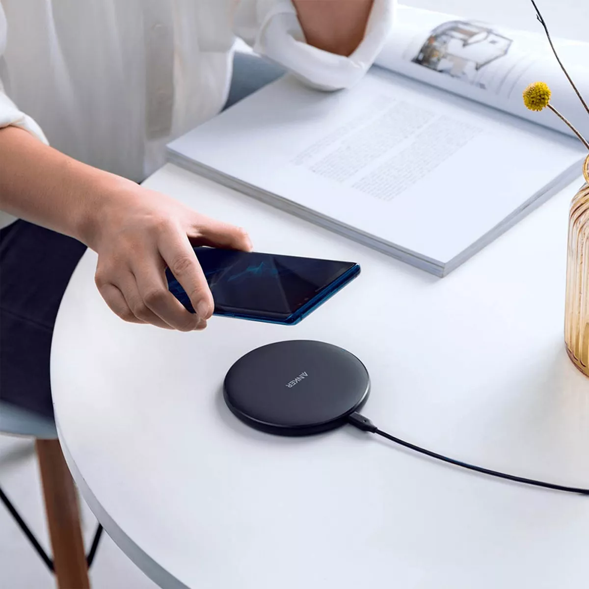 Anker PowerWave Pad 10W Fast Charging