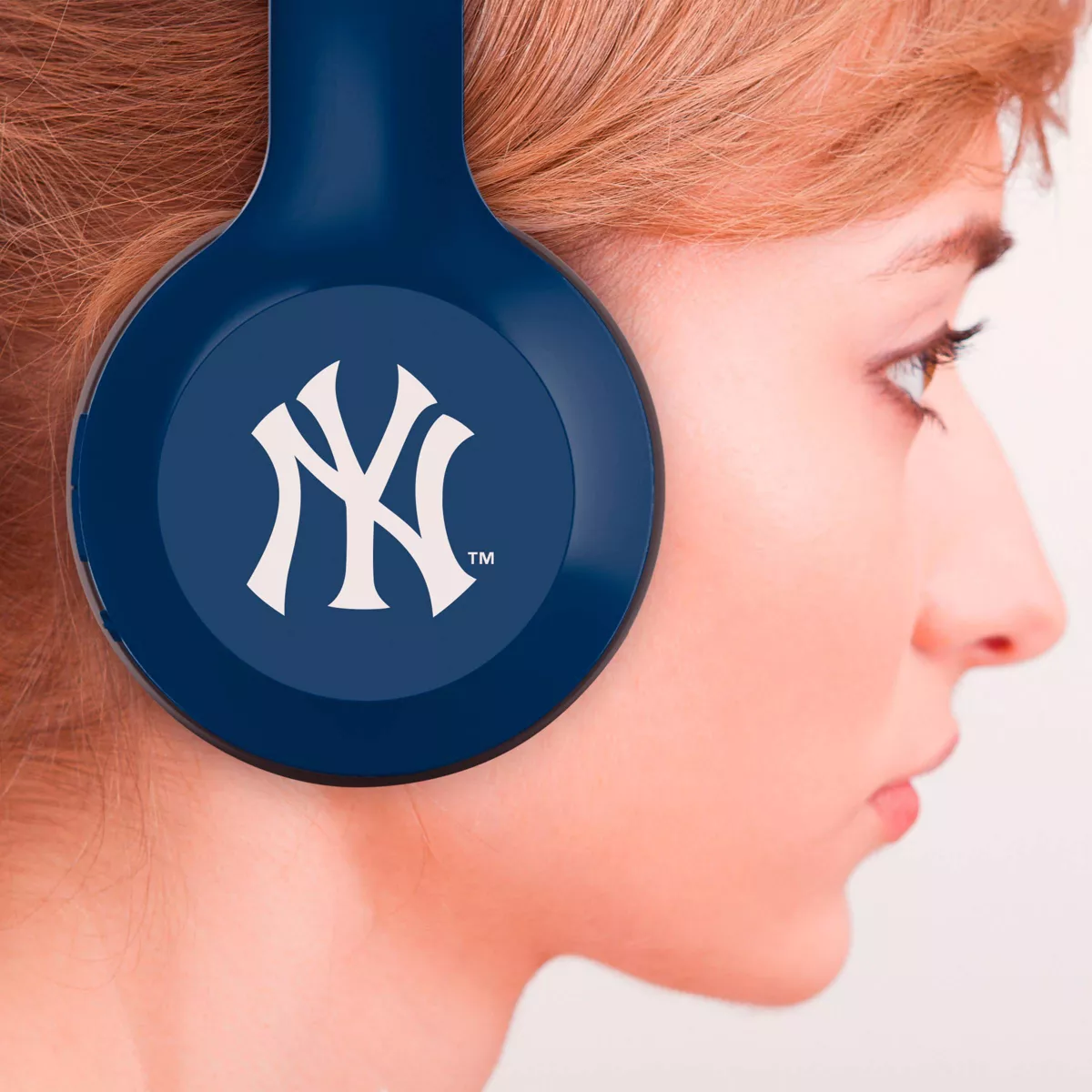 MLB New York Yankees Wireless Headphones
