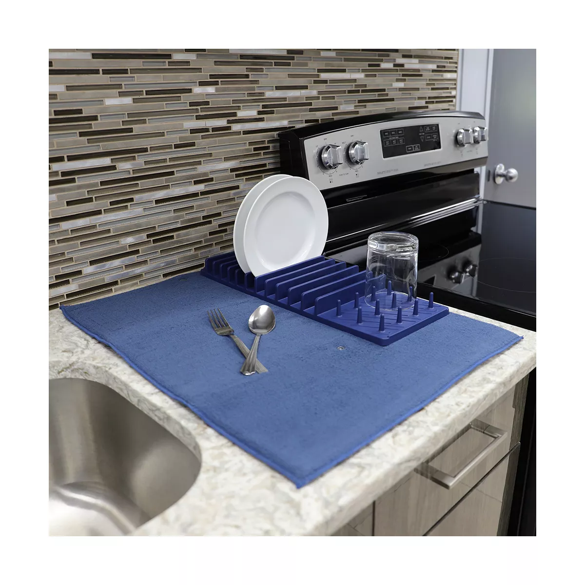 Michael Graves Design 11 Slot Plastic Dish Drying Rack with Super Absorbent Mat, Indigo