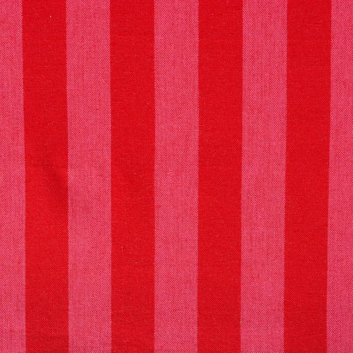 72"x14" In Love Embellished Table Runner Red - Design Imports