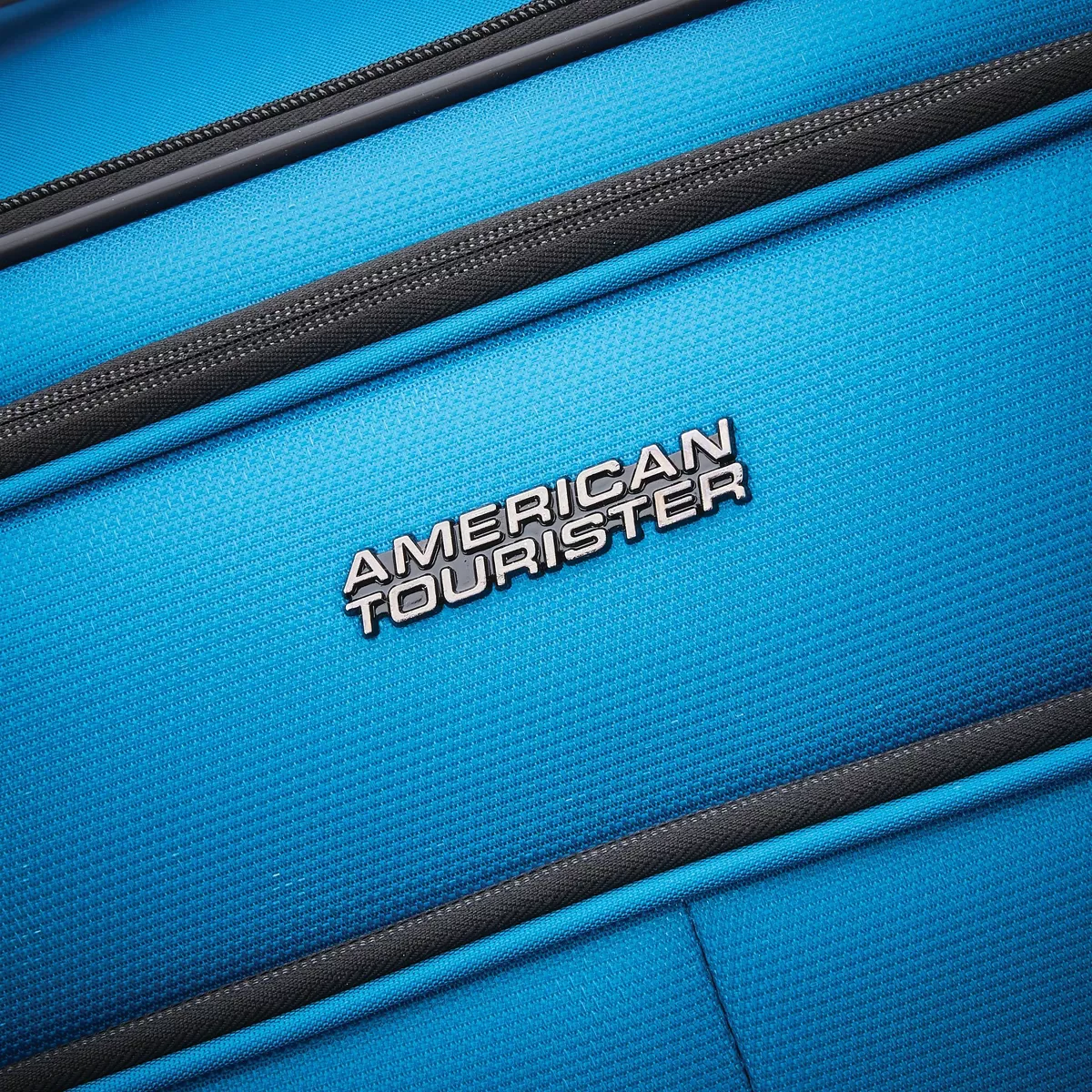 American Tourister Phenom 20