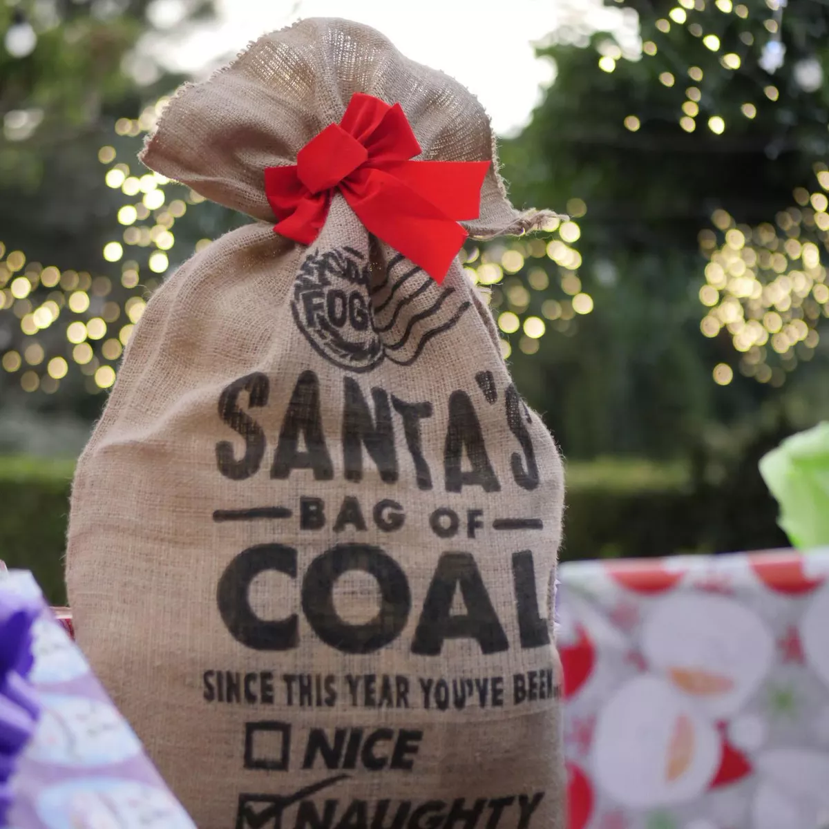 FOGO Santa Bag of Coal With Super Premium Restaurant Grade All-Natural Hardwood Lump Charcoal Fuel for Ideal Grilling and Smoking, Gold, 35 Pounds