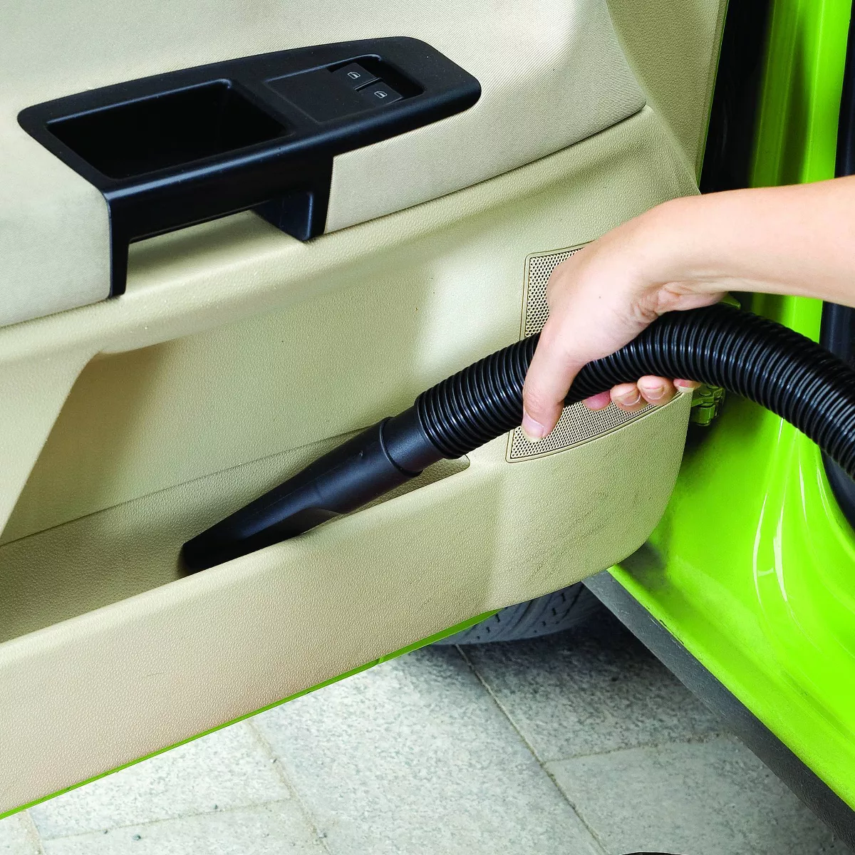 Vacmaster 1.5-Gallon Wet/Dry Vac with Bonus Car Nozzle
