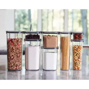 Rubbermaid Brilliance 19.9 cup Pantry Airtight Food Storage Container