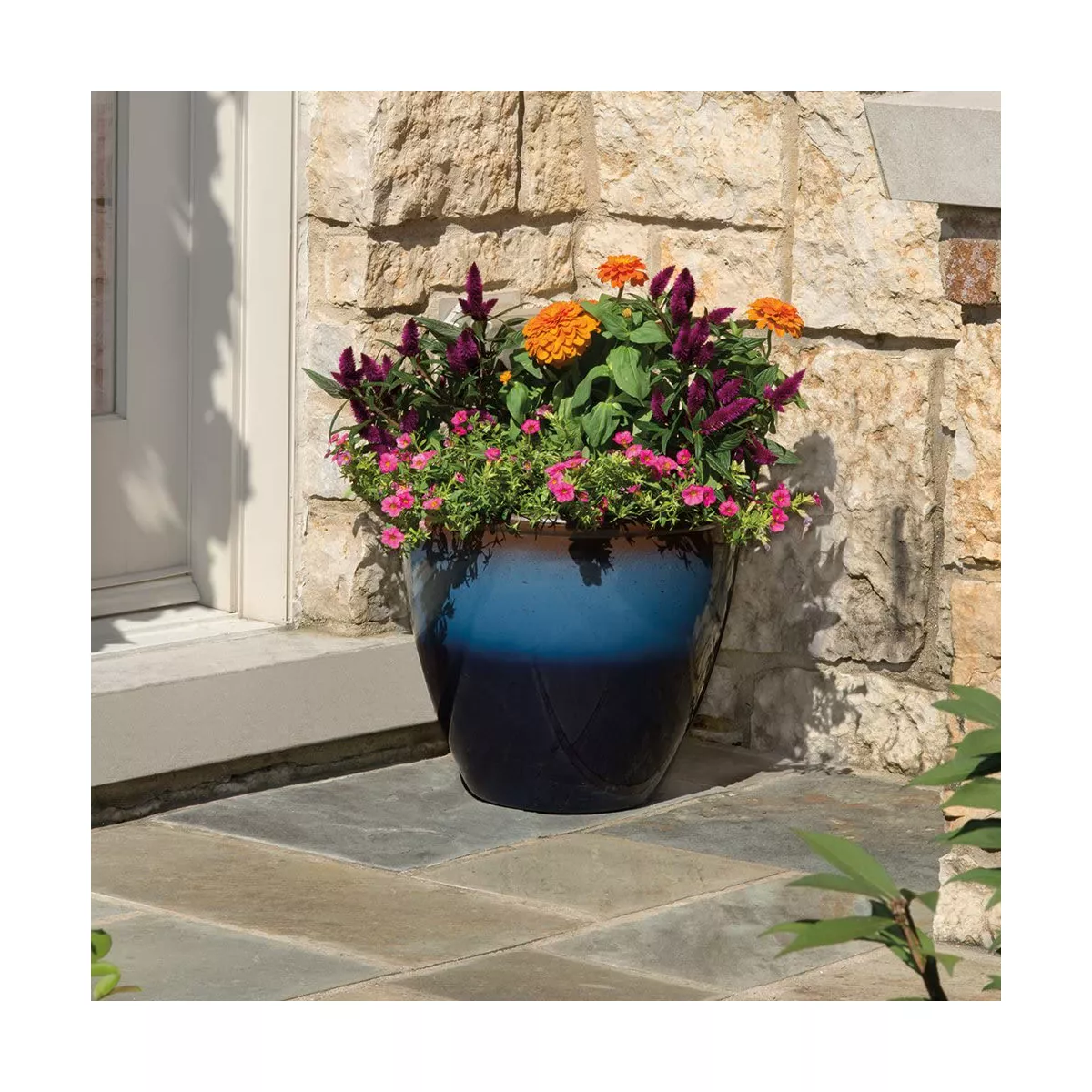 Suncast 1606NP36 16 Inch Seneca Indoor Outdoor Garden Yard Patio UV Protection Decorative Resin Flower Planter Pot, Blue/Brown