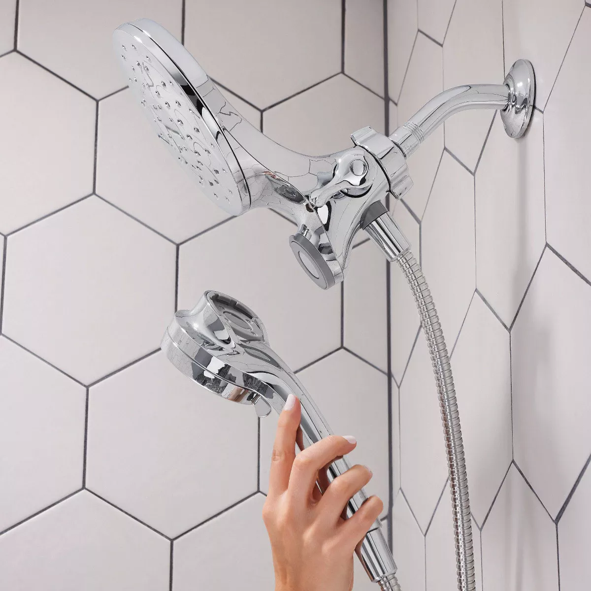 Magnetix Engage Rainshower & Handheld Combo Showerhead - Moen