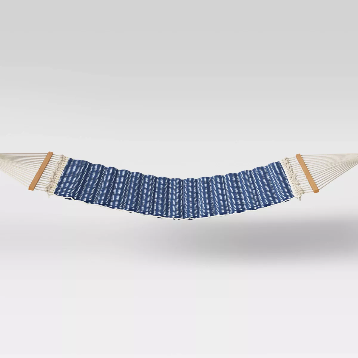 Pillowtop Hammock with Spreader Bar Feathered Dot - Threshold™