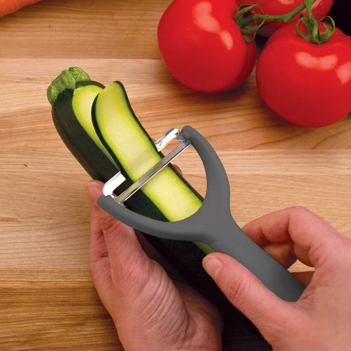 Tovolo Magnetic Tri-Peeler Assorted