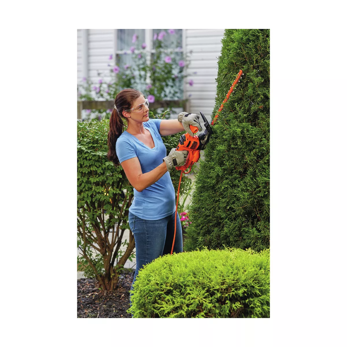 Black & Decker BEHT150 17 in. Electric Hedge Trimmer