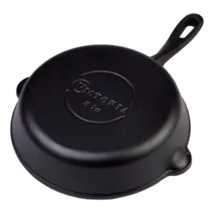 Victoria Seasoned Cast Iron Skillet 8