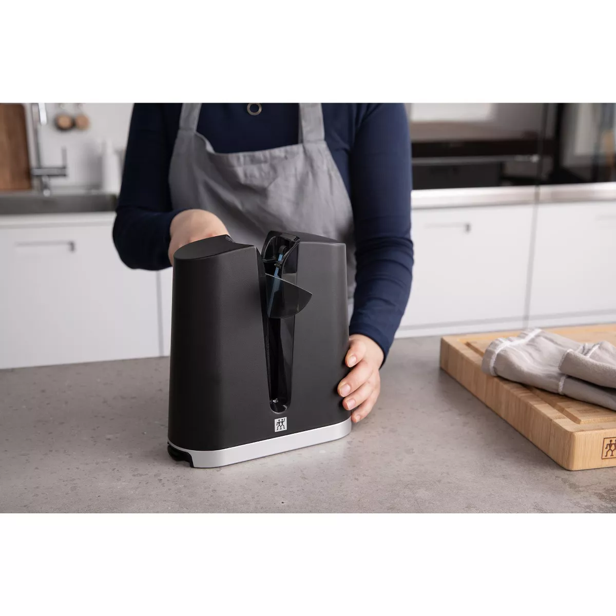 ZWILLING V- Edge Sharpener