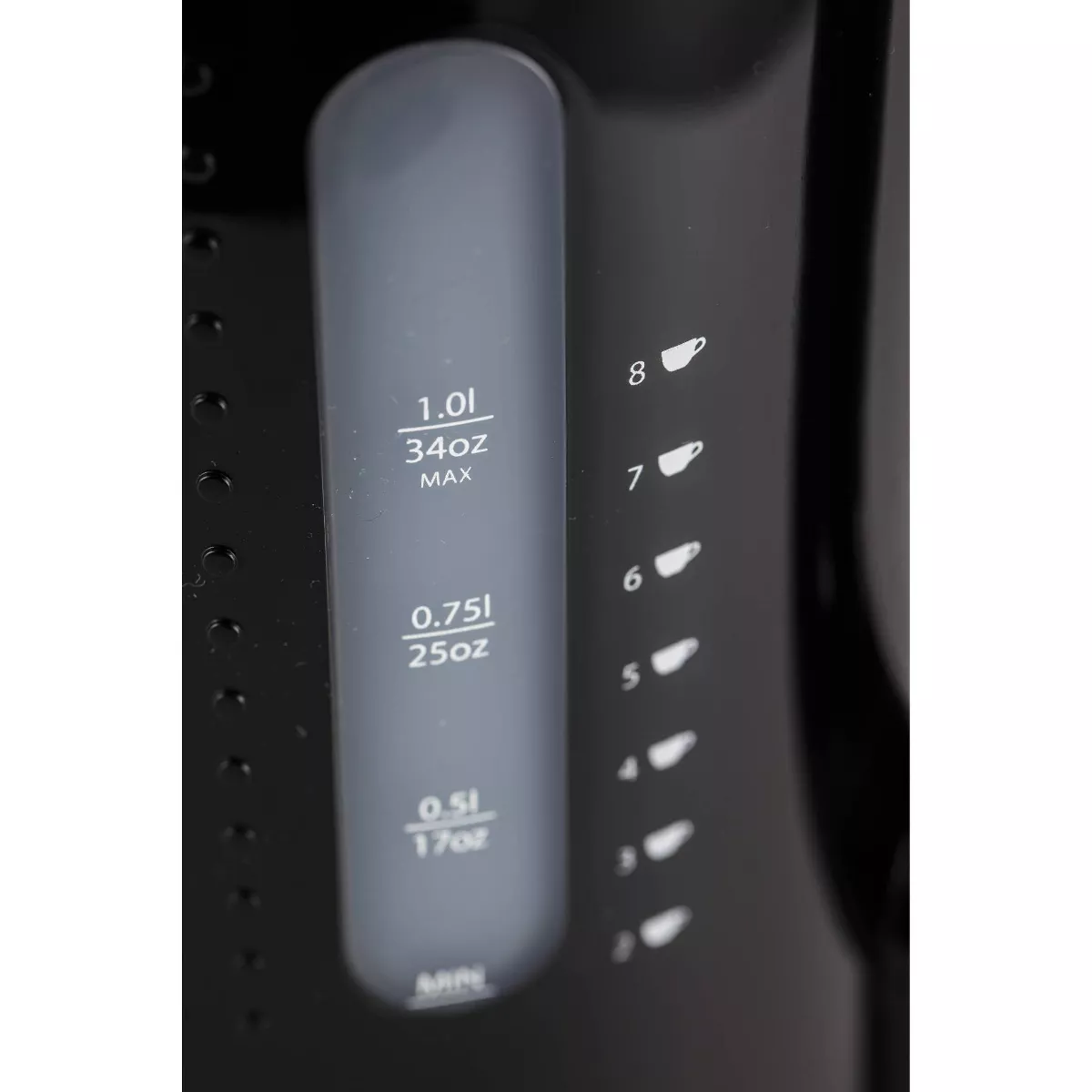 Bodum Bistro 34oz Electric Water Kettle