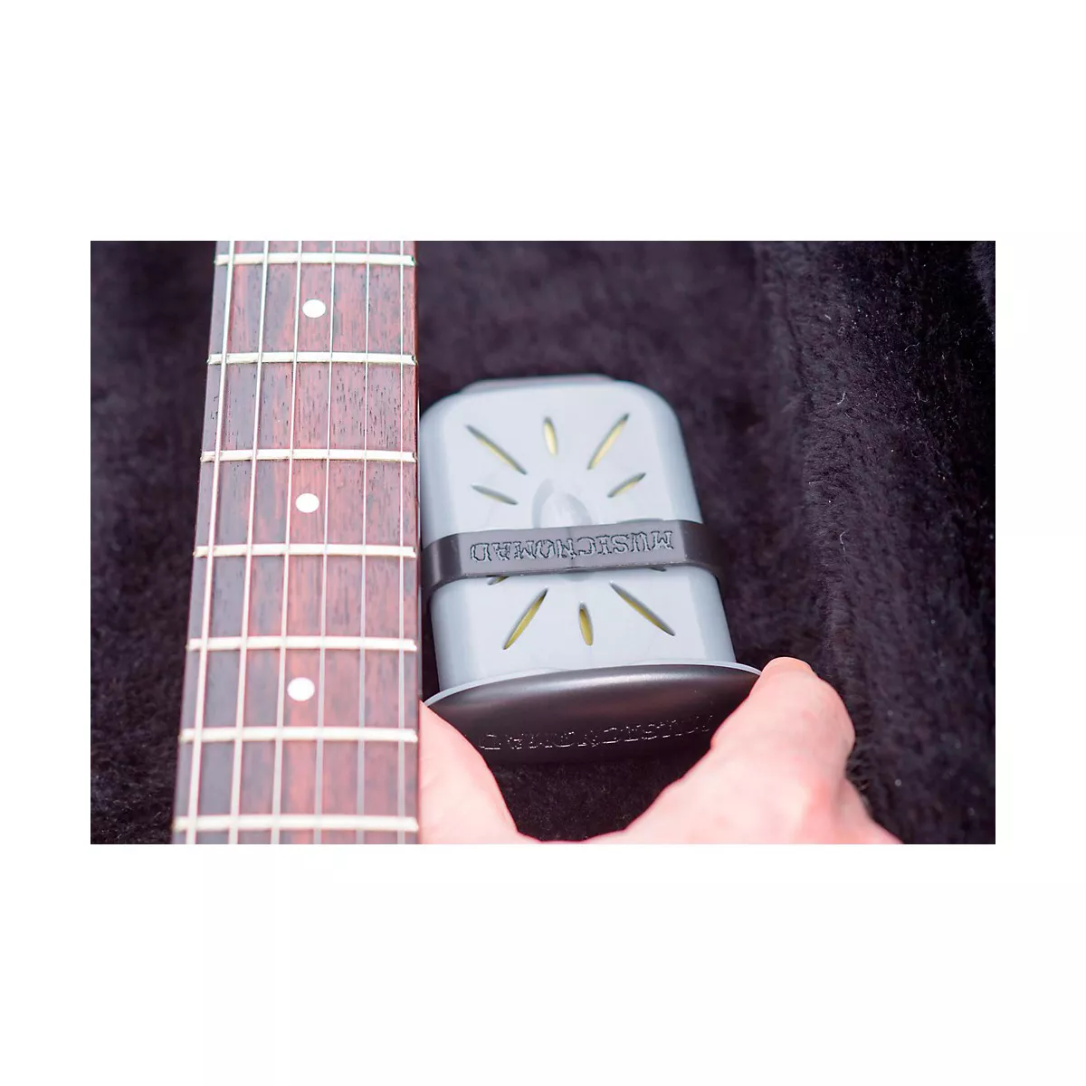 Music Nomad The Case Humitar - Instrument Case Humidifier with Case Holster