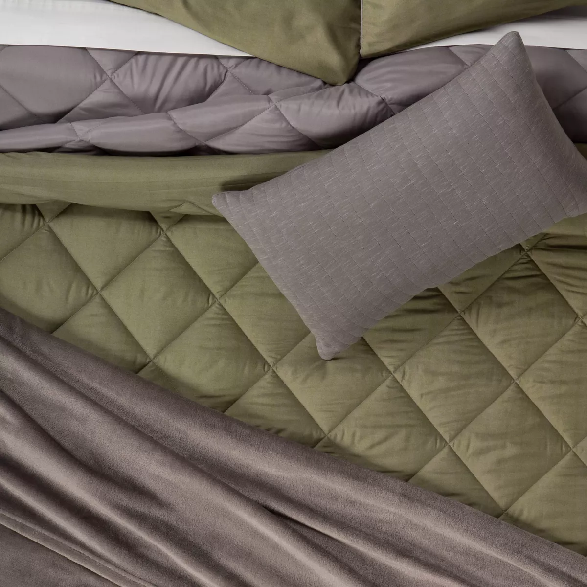 King Solid Microfiber Bed Set Olive - Room Essentials™