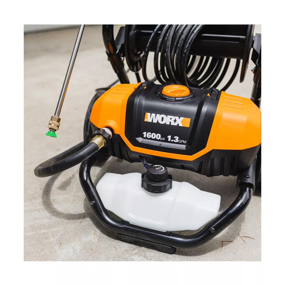 Worx WG604 13Amp, 2240 MAX psi / 1.93 MAX gpm Electric Pressure Washer with Rolling Cart