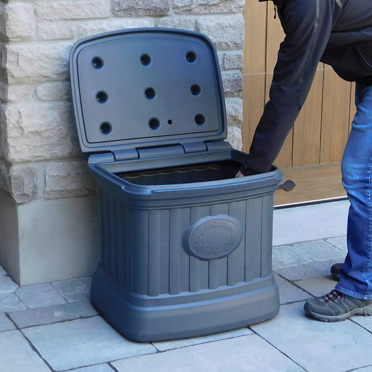 FCMP Outdoor SB120-GRY-S 20 Gallon Sand, Salt, Snow & Ice Melt De-Icer Outdoor Storage Bin Container, Gray