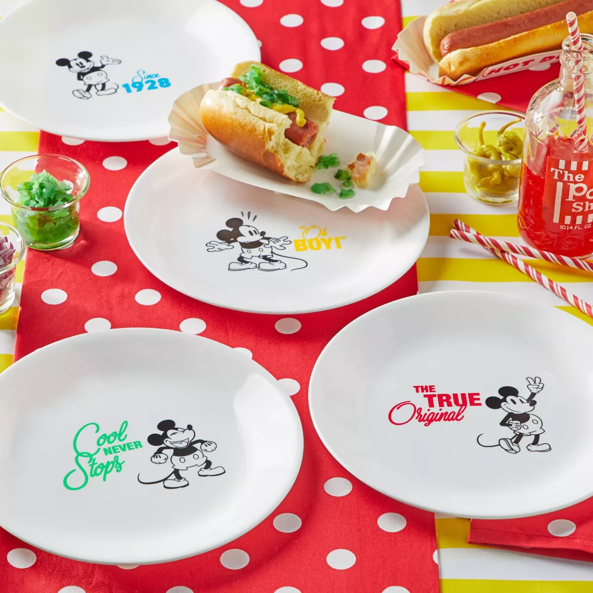 Corelle Disney Mickey Mouse 8.5