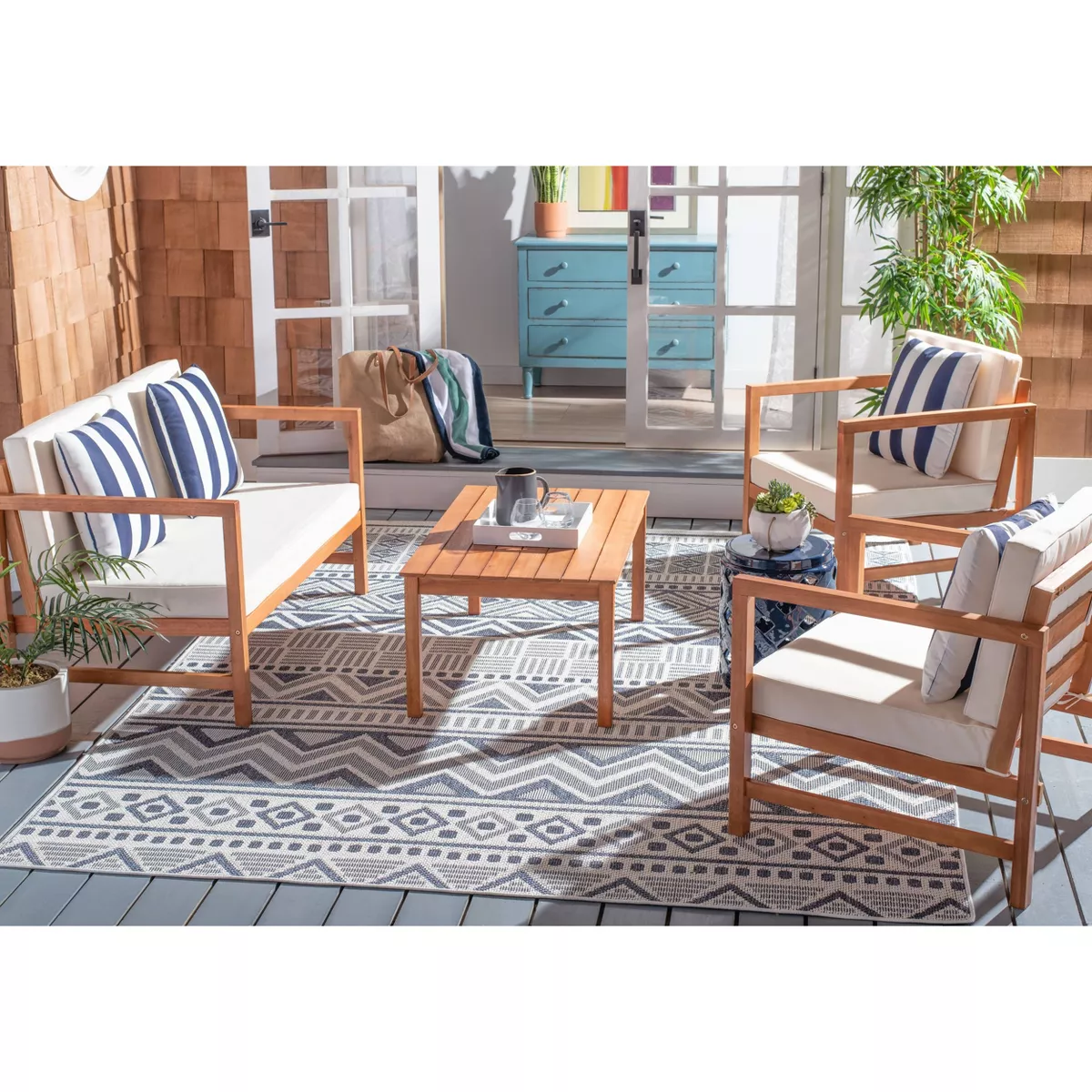 Montez 4pc Living Set with Accent Pillows - Natural/Beige/Navy - Safavieh
