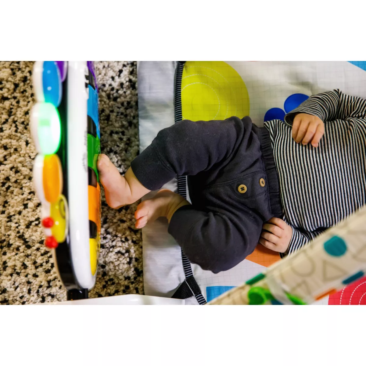 Baby Einstein 4-in-1 Kickin' Tunes Music and Language Discovery Activity Gym