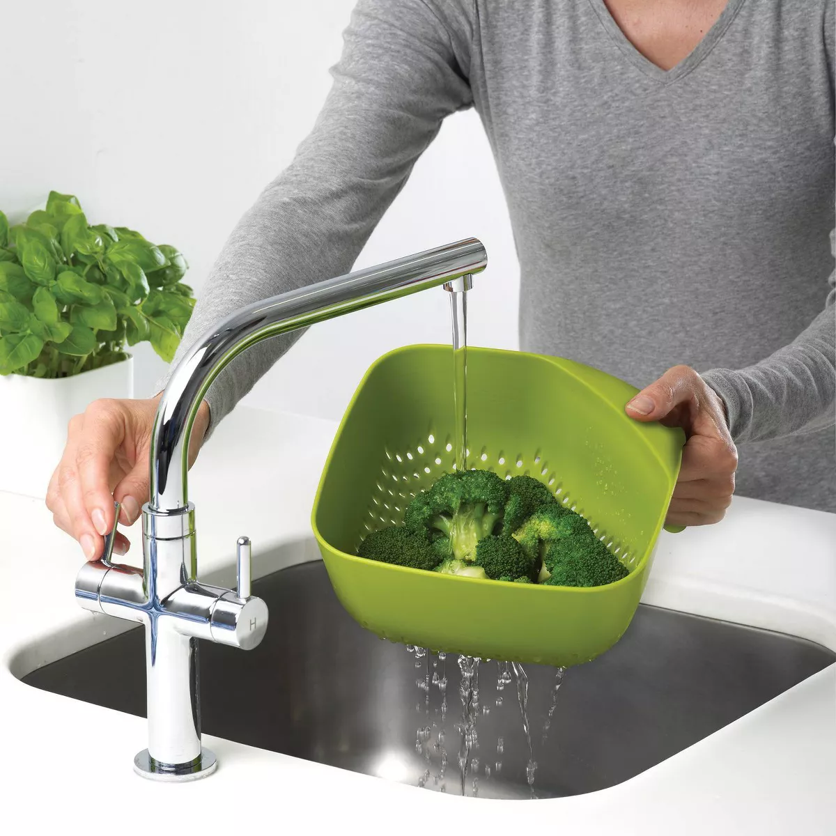 Joseph Joseph Square Colander, Medium - Green