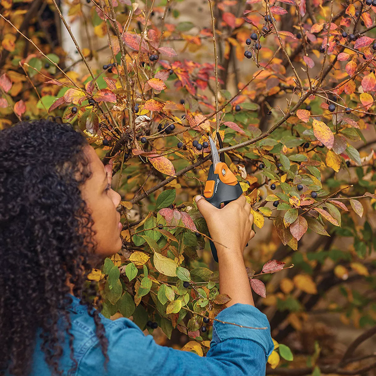 Fiskars PowerGear2 Softgrip Pruner