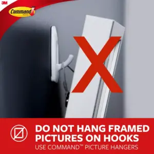 Command Medium Sized Wire Decorative Hooks White