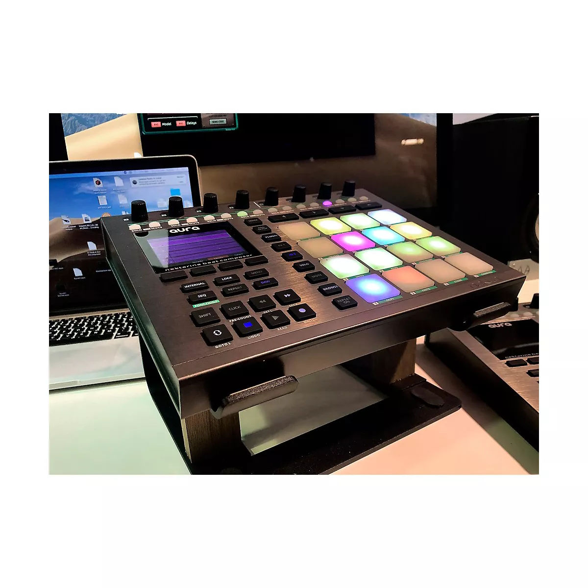 Nektar Aura Beat Composer