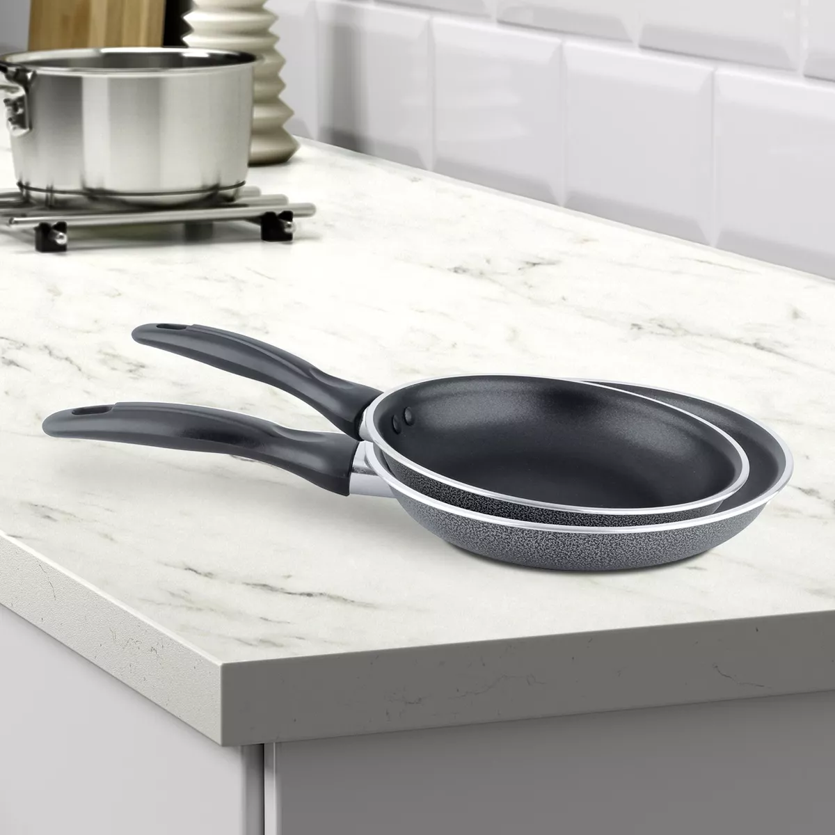 Brentwood Cookware 2-Piece Set (No Lid) (22/28)-Black